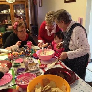 Meet your Posher, Cynthia